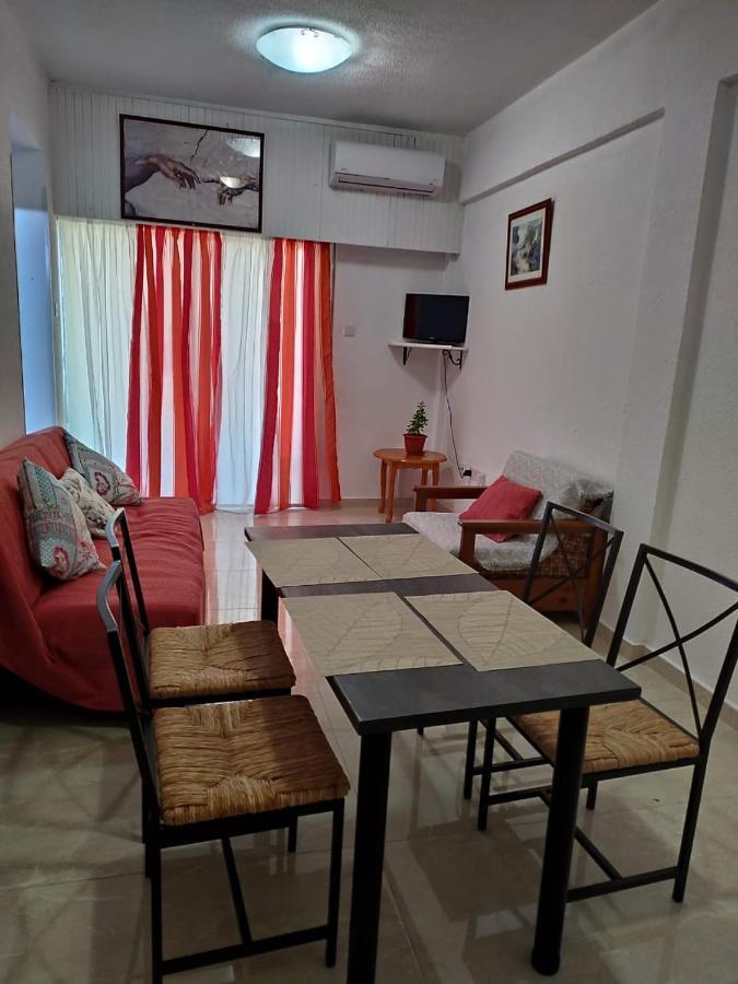 1 Bedroom Apartment Larnaca Ngoại thất bức ảnh