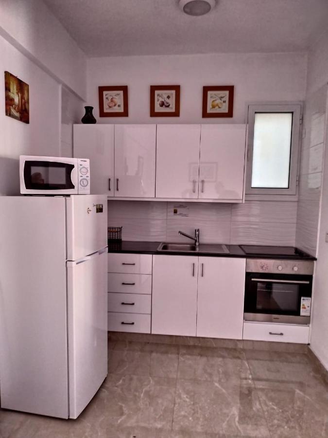1 Bedroom Apartment Larnaca Ngoại thất bức ảnh