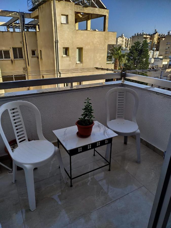 1 Bedroom Apartment Larnaca Ngoại thất bức ảnh