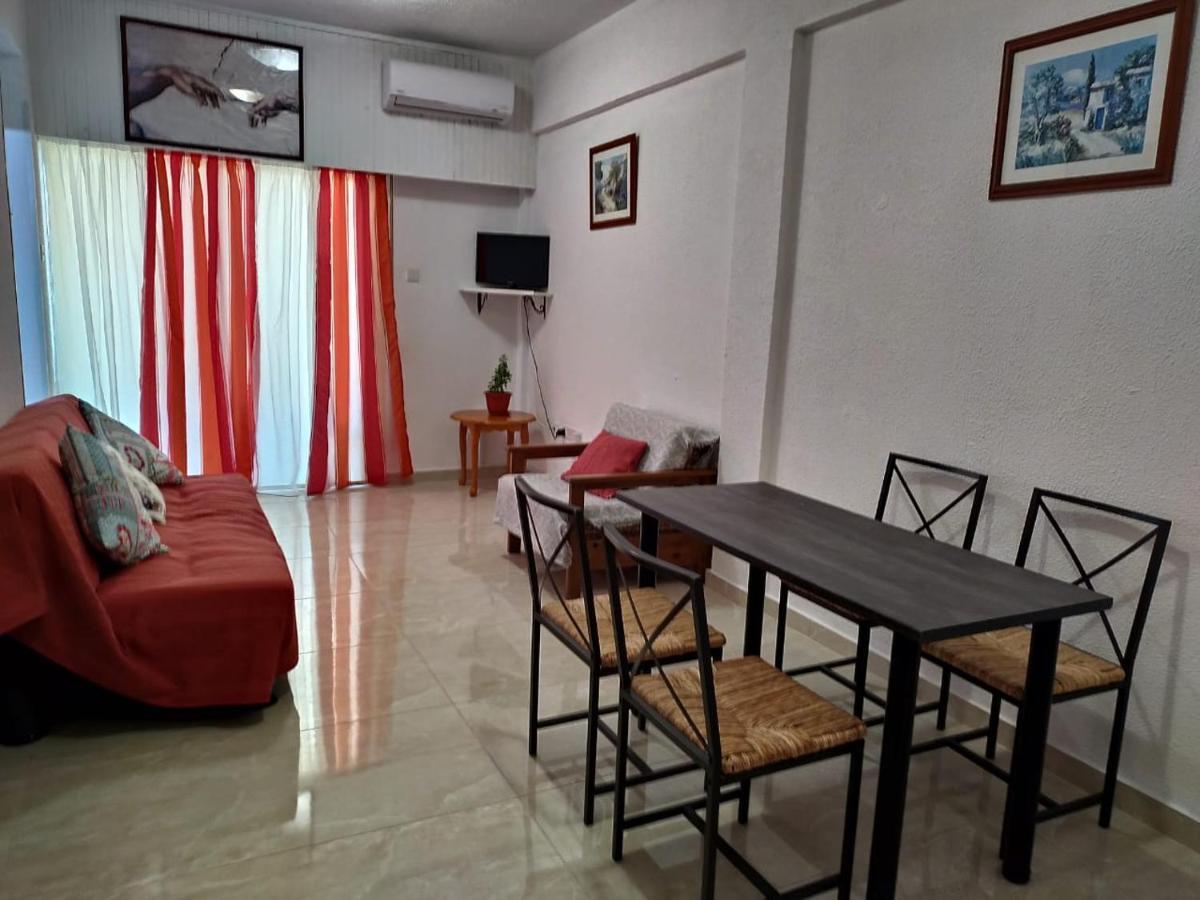 1 Bedroom Apartment Larnaca Ngoại thất bức ảnh