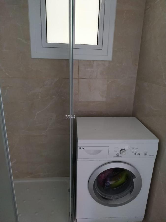 1 Bedroom Apartment Larnaca Ngoại thất bức ảnh