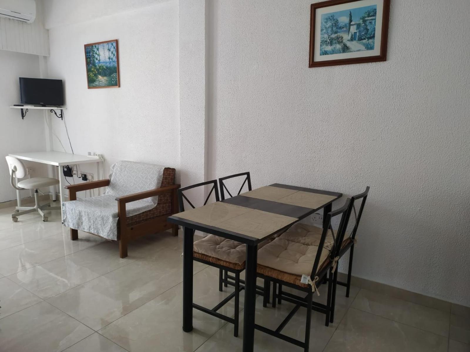 1 Bedroom Apartment Larnaca Phòng bức ảnh